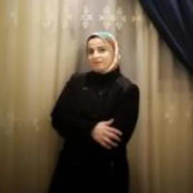 مني حسن