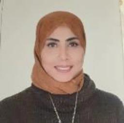 منال كامل