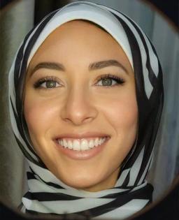 علا علاء