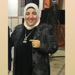 مني مصطفى